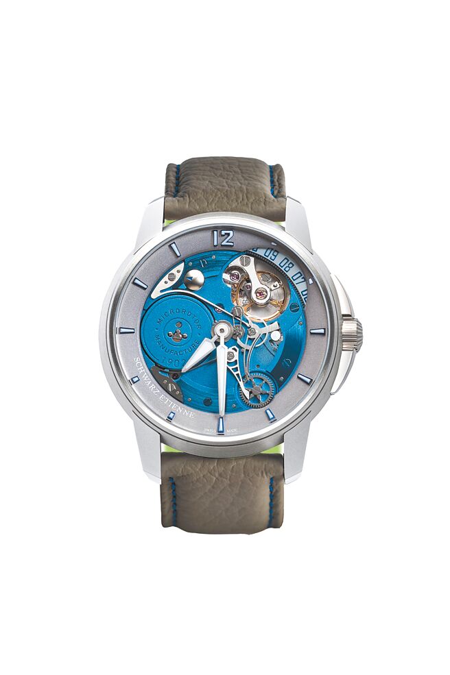 Schwarz Etienne主打Roswell 08 Blue日期腕表，60万元。（瑞博品提供）