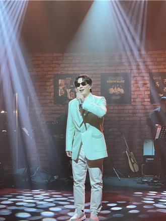 萧煌奇手握3套房当包租公 靠写歌版税「无痛还清贷款」