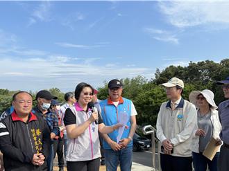 徐欣瑩爭取鳳山溪堤頂步道延伸 邀水利署會勘