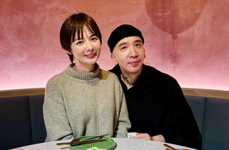 陳珮甄退還婚戒正式結束 作家H吐心聲「手機收藏點滴不曾刪」