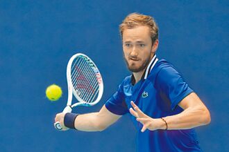 迈阿密网赛》麦维德夫350胜到手 谢淑薇止步8强