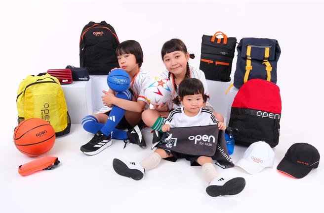 胖球人生3姊妹担任「Sports Day亲子运动会」活动大使。（丽婴房提供）