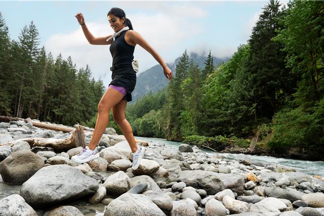 HOKA风格户外水陆鞋Hopara 2，4800元。（HOKA提供／朱世凯台北传真）