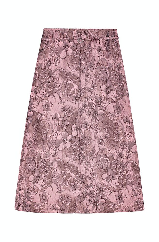 微风广场GANNI波纹缇花后开岔长裙，推荐价8800元。（微风提供）