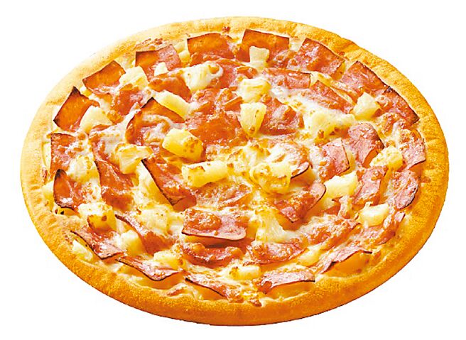 於外送平台Uber Eats點購拿坡里披薩、炸雞餐點，滿額送小披薩。（三商餐飲提供）