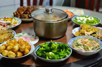 隔夜飯菜還能吃？米酵菌酸引恐慌 醫揭4大重點