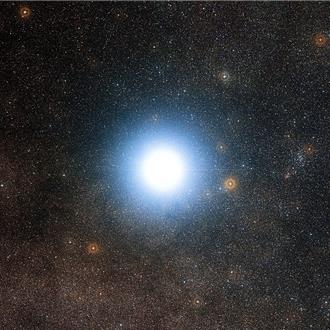 四月天象塞爆行事曆 日食、彗星還有這些可以看！