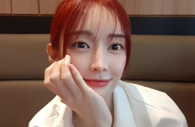 雅凜日前輕生送醫搶救，目前已恢復清醒。（圖／areum0ju IG）