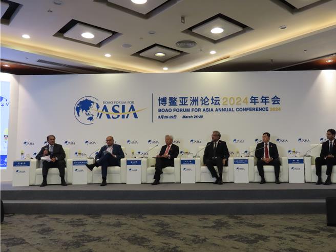 博鳌亚洲论坛2024年年会在大陆海南博鳌举行期间，29日举行「高质量共建『一带一路』」分论坛。（朱绍圣摄）