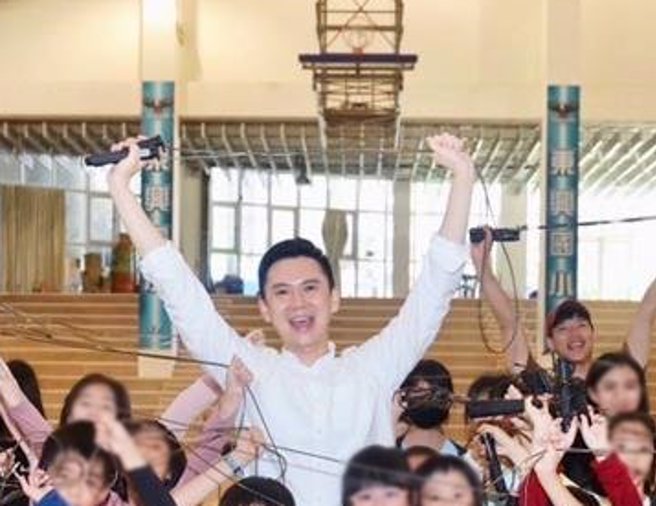 竹北市公所替孩童們送上第2波兒童節禮物跳繩，近3萬名孩童受惠。（竹北市公所提供／邱立雅竹縣傳真）