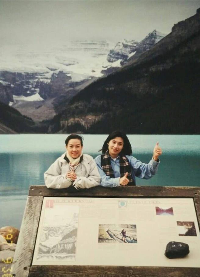 周子寒和胡艺芬缘牵30年。（艺起发光提供）