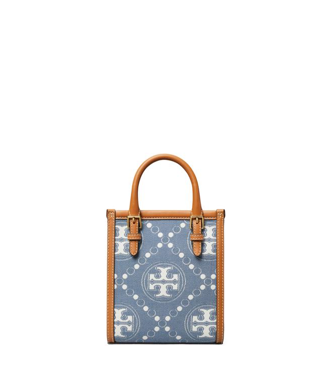 Tory Burch T Monogram 迷你丹寧托特包，1万6900元。（Tory Burch提供/林欣仪台北传真）
