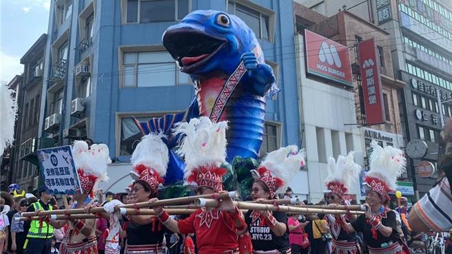 一名李姓男子去年參加基隆市海洋老鷹嘉年華活動，涉嫌對黃姓女舞者摸臀性騷，檢方依違反《性騷擾防治法》起訴李男。圖非事發現場。（本報資料照）