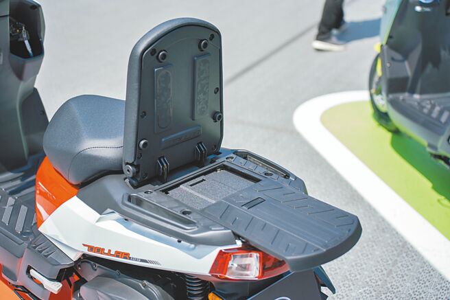 大樂Dollar後座具不同用途的機能彈性。（吳松翰攝）