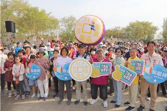 園管局親子健走活動 民眾熱情響應