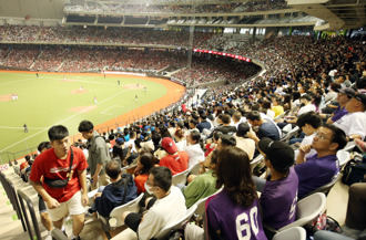 中職》開幕戰28618人來到大巨蛋 締造聯盟史上最高票房