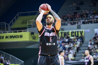 PLG》打到次節離場開車回家！新北國王宣布開除牧倫斯