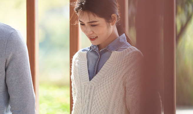 老外用中文感谢朋友陪伴，念错1字秒变18禁，让网友笑疯。（示意图：shutterstock／达志）