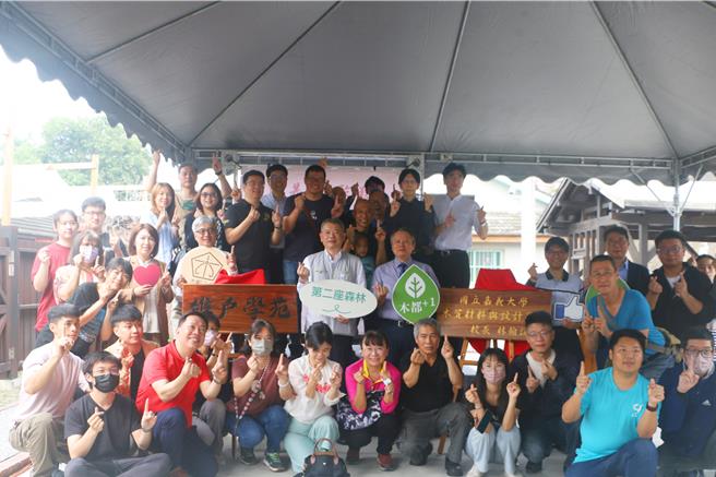 嘉义市政府文化局「木作人才培育实作课程」今天开课。（嘉义市政府提供／廖素慧嘉市传真）