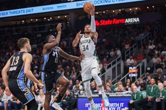 NBA》字母哥凶悍雙十數據無法擋 公鹿橫掃地主老鷹止敗