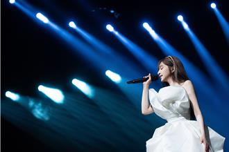 王心凌相隔5年澳门开唱 全场狂喊「老公」示爱反应曝光