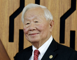 張忠謀55歲才創台積電 談成功關鍵：無法更早做到