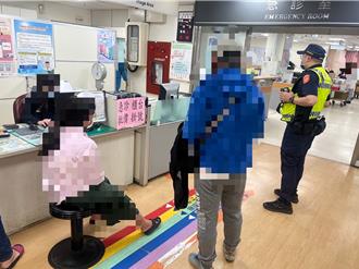 苗栗妇惨遭青竹丝「蛇吻」 警助开道3分钟急救命