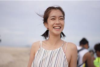 大霈見珊瑚白化心頭一驚 路嘉怡「解放美體」炸雙峰呼籲環保