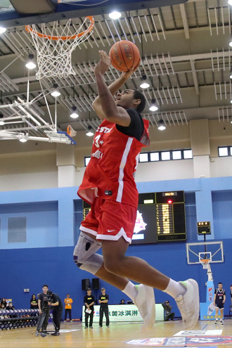 HBL》東泰高中韓得勝 勇奪明星賽灌籃王