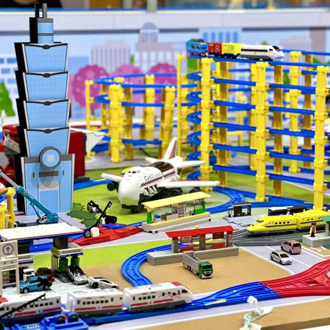 板橋大遠百4月4日至4月14日將舉辦大型多美火車節人氣特展。（板橋大遠百提供）