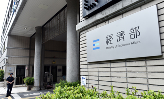 愚人節調漲電價！洪孟楷PO「今日限定」提案：請經濟部改上大夜班