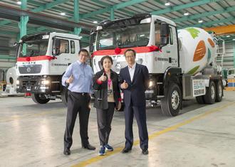 推動綠色運輸 國產建材引進全台第一輛AI智慧科技電動混凝土車