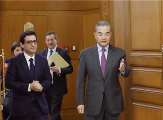 對華「去風險」不符歐洲利益 王毅晤法外長：中歐應做大合作蛋糕