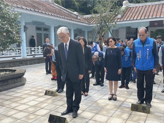 前总统马英九今出访大陆，国民党副主席夏立言说，国民党一向支持两岸交流互动。(吕筱蝉摄)