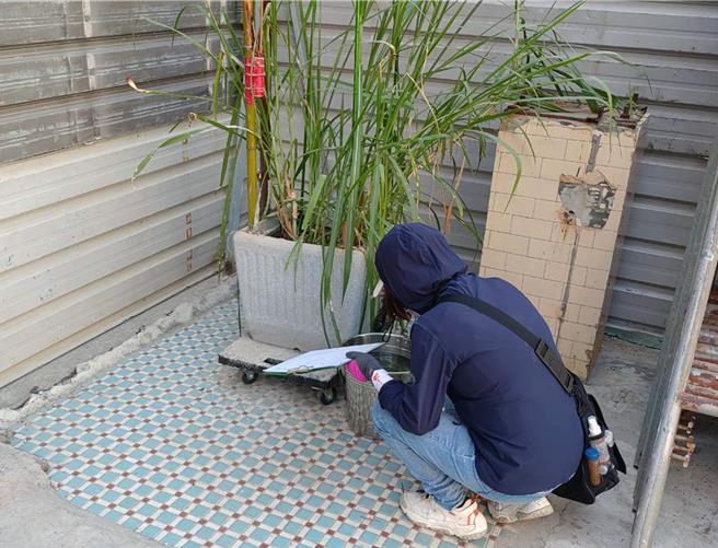 台南登革熱境外移入個案新增1例，登革熱防治中心呼籲民眾配合防治工作。（登防中心提供／洪榮志台南傳真）