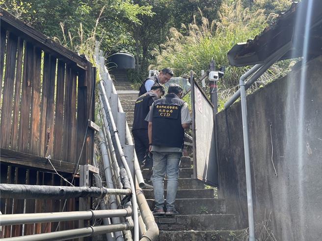 警方针对皇池温泉御膳馆遭偷拍案到场勘验。（警方提供）