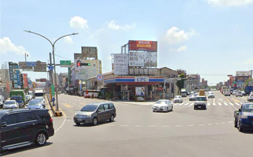 台南市永康區中正南路、中華路口連續6年高居全市10大易肇事路口榜首。（翻攝自Google Map）