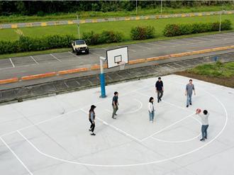 树林山佳篮球场大改装 更新铺面材质场地耐受度提高