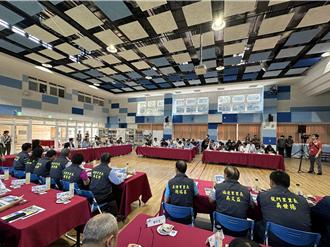 新北龍洞假日潛水人潮擠爆 交通常打結侯友宜允改善