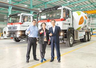 國產 引進全台首輛AI電動混凝土車