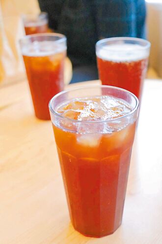 嘉市4月1日禁用塑胶杯 年减1025万个