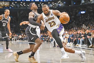 NBA》詹皇再轟40分 湖人撕網穩坐西區第9