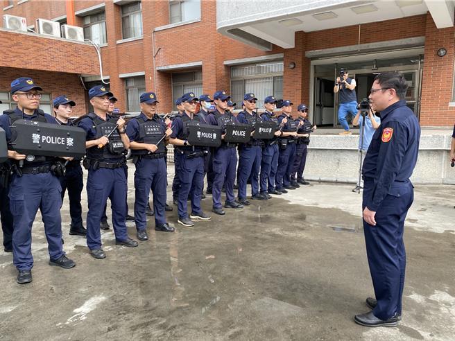 台中大甲鎮瀾宮媽祖即將遶境進香啟程，彰化縣警察局動員逾3000人次警民力加強鑾轎安全維護。（孫英哲攝）