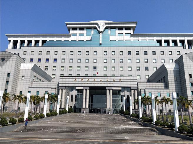 台南地方法院1个月内连排2件国民参审案件，全都是酒驾肇事致死案件；其中，首件案更将于4月24日评议后宣判。（本报资料照片）