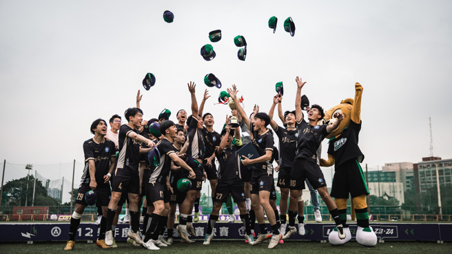 輔仁大學拿下UFA大專足球聯賽男一級挑戰組冠軍。（大專體總提供）