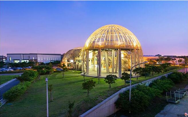 日胜生斥资8.5亿元，启动桃园污水下水道BOT案第三期扩厂工程；图为日胜生旗下桃园北区水资源回收中心。图／业者提供