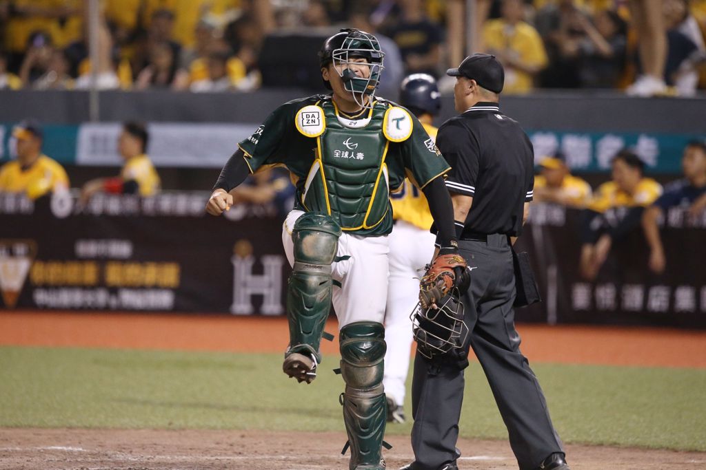 中職》張肇元剛加薪就動TJ手術 本季恐提前報銷