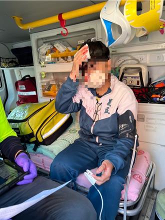 新竹义民中学天花板掉落   1学生遭砸伤全校停课