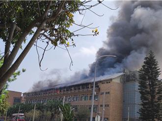 東華大學實驗室爆炸起火  有「禁水物質」釀延燒未滅    環保局監控空污