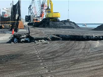 花莲强震断交通 政院东服中心：铁路明恢復单线 加派海运、航空